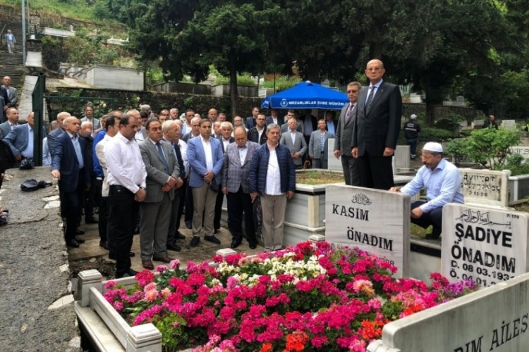 Kasım &Ouml;nadım &ouml;l&uuml;m&uuml;n&uuml;n 24'&uuml;nc&uuml; yıld&ouml;n&uuml;m&uuml;nde anıldı