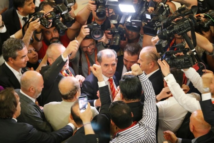 Galatasaray'da mazbata ve devir teslim t&ouml;reni yarın
