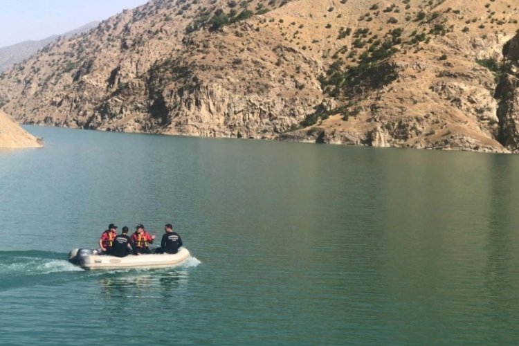 Siir'te suda kaybolan hemşireyi arama &ccedil;alışmalarında 3'&uuml;nc&uuml; g&uuml;n