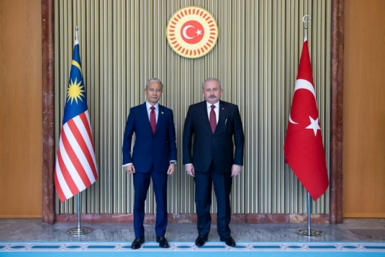 Mustafa Şentop, Malezya Temsilciler Meclisi Başkanı ile g&ouml;r&uuml;şt&uuml;