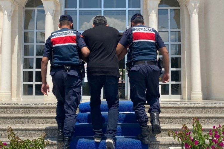 22 yıl cezası olan şahıs jandarmadan ka&ccedil;amadı