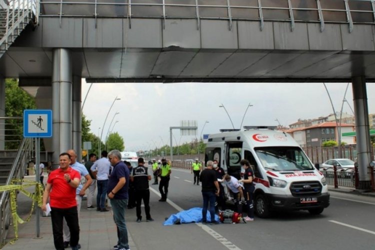 Kayseri Kocasinan'da &uuml;st ge&ccedil;itten d&uuml;şerek hayatını kaybetti