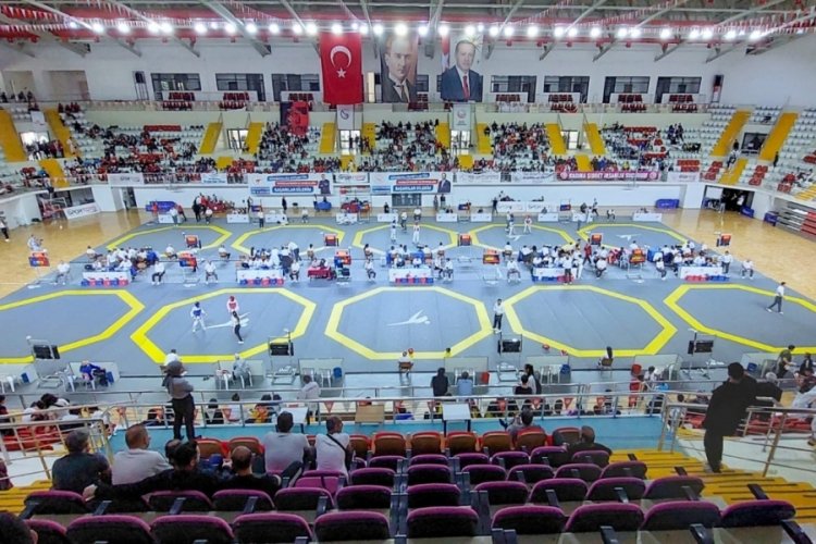 Tekvando Yıldızlar T&uuml;rkiye Şampiyonası başladı