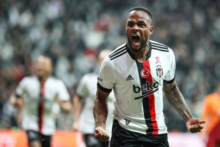 Larin, 'Beşiktaş' paylaşımlarını sildi