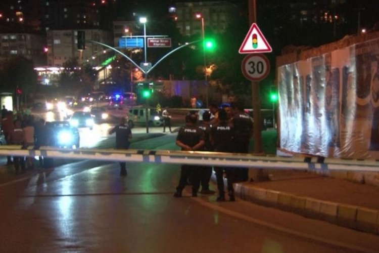 İstanbul K&uuml;&ccedil;&uuml;k&ccedil;ekmece'de silahlı kavgada 3 yaralı