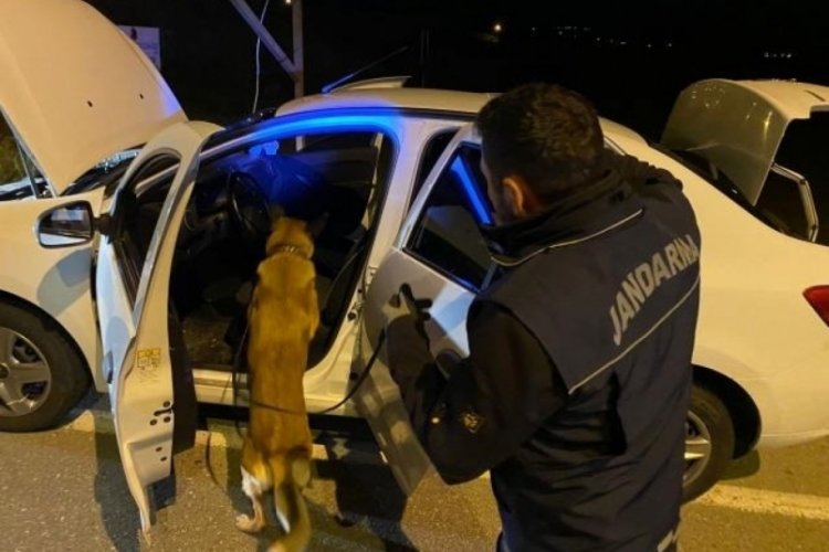 Sivas'ta uyuşturucu operasyonu: 2 g&ouml;zaltı