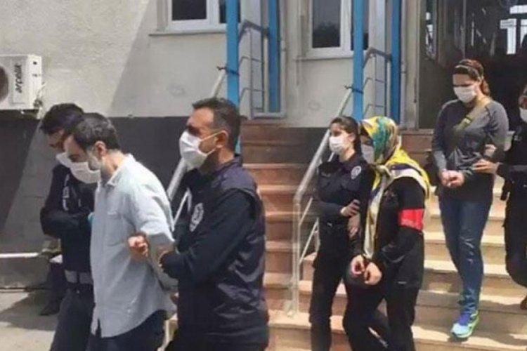 &Ouml;ld&uuml;rd&uuml;... Par&ccedil;aladı... Dondurucuda sakladı!