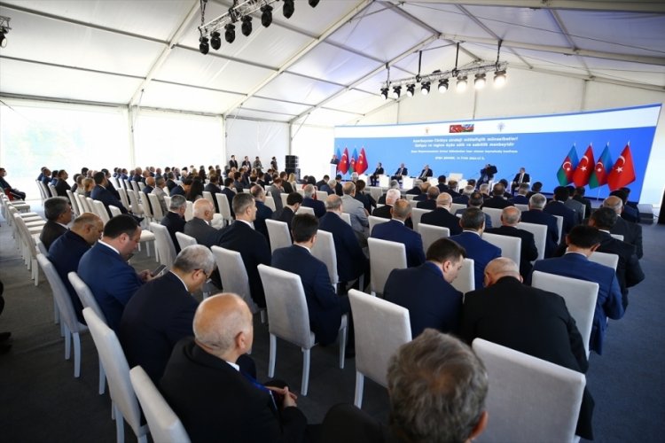 AK Parti ve MHP'li vekillerden oluşan heyet, Şuşa'da