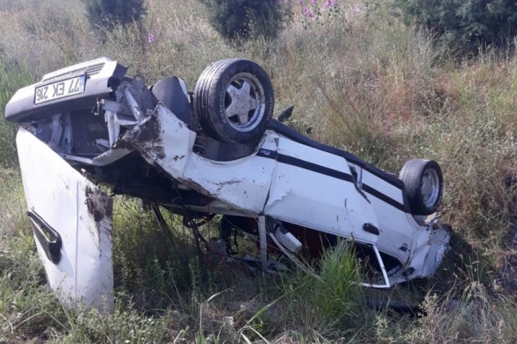 Takla atan otomobilde 3 kişi yaralı