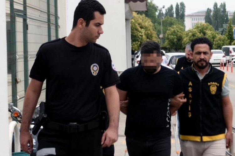Otomobilinden 11 silah &ccedil;ıktı