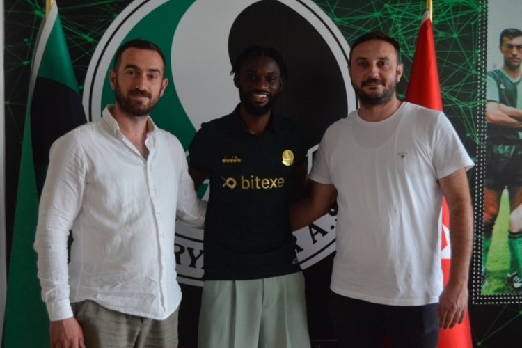 Sakaryaspor, transfere hız verdi