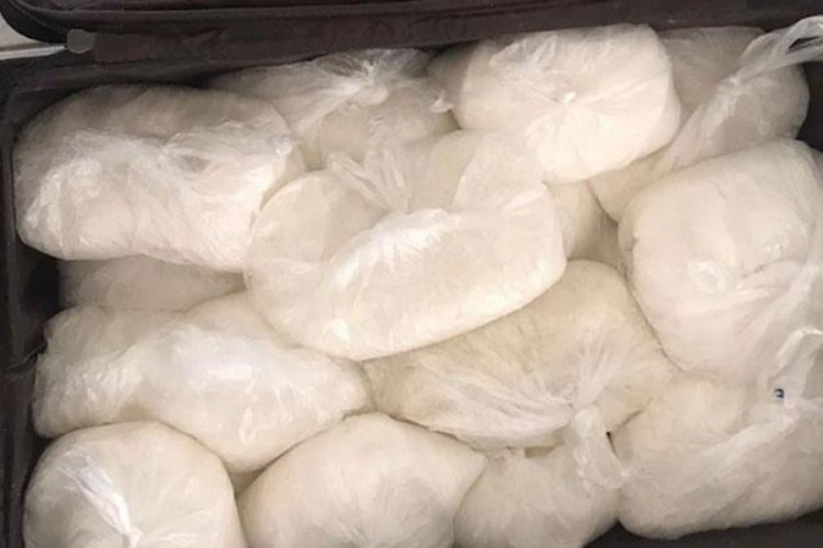 İranlılar, 25 kilo uyuşturucuyla yakalandı