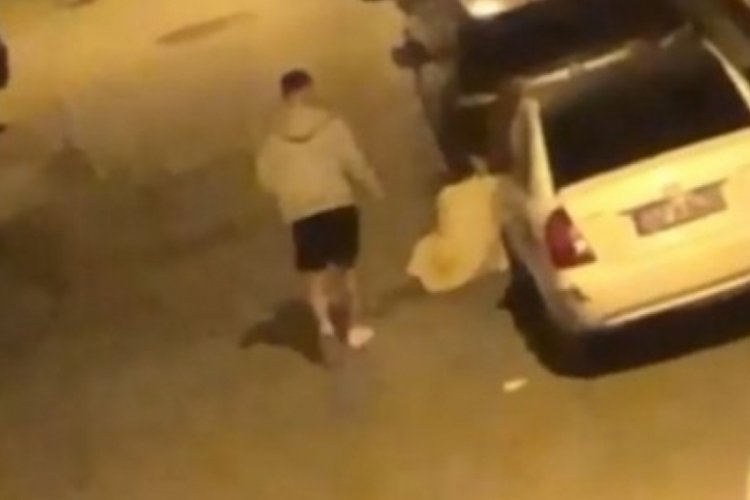 Sokak ortasında kadına şiddet!