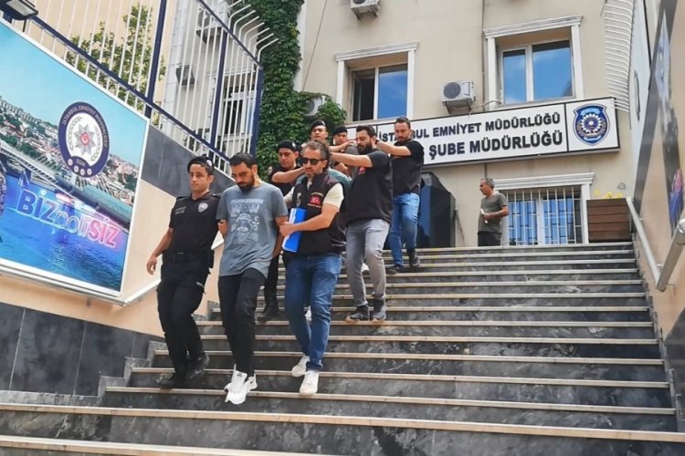 İstanbul'da silahlı &ccedil;atışma; ş&uuml;pheliler adliyeye sevk edildi