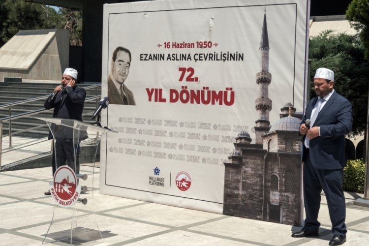 Adnan Menderes ezanın aslına iadesinin 72. yılında İstanbul'da anıldı