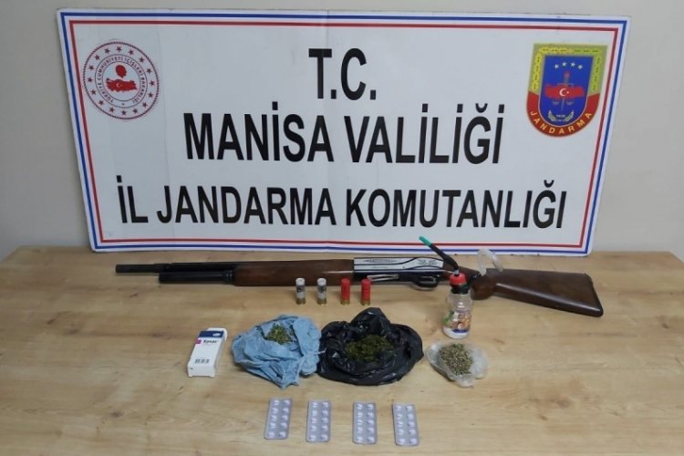 Evin her yerinden uyuşturucu &ccedil;ıktı