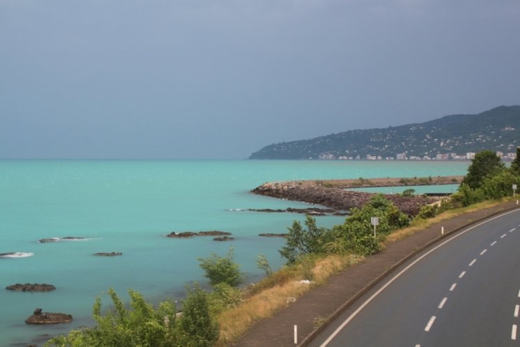 Karadeniz'in turkuaza b&uuml;r&uuml;nen rengi uydu fotoğraflarına yansıdı