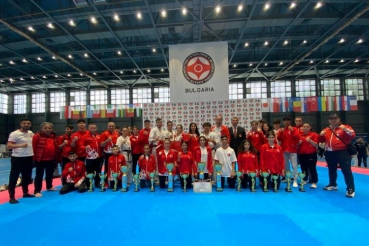 Yıldırım Belediyespor Karate Takımı Avrupa'dan madalyayla d&ouml;nd&uuml;