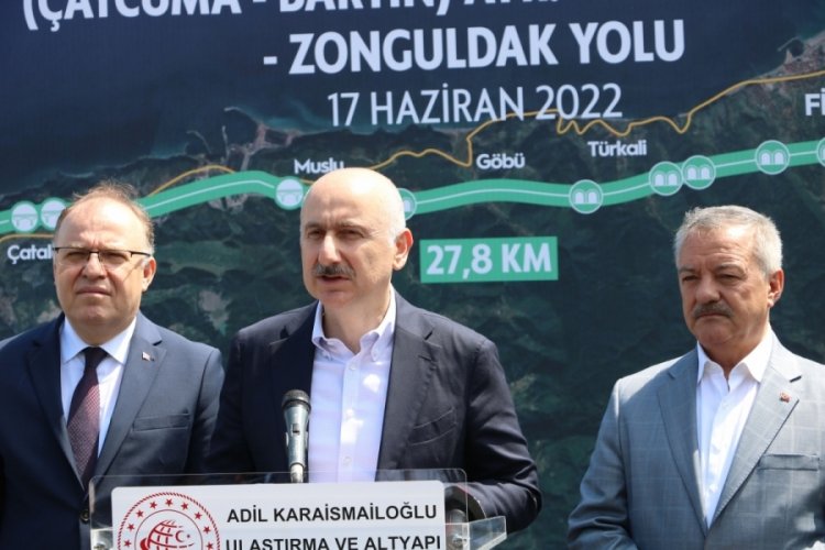Adil Karaismailoğlu: T&uuml;rkiye'ye &ccedil;ağ atlatan projeler se&ccedil;kinlerin değil milletin