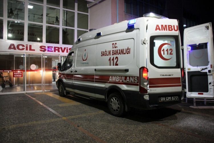 Akrabaların kavgasında kan aktı: 3 yaralı