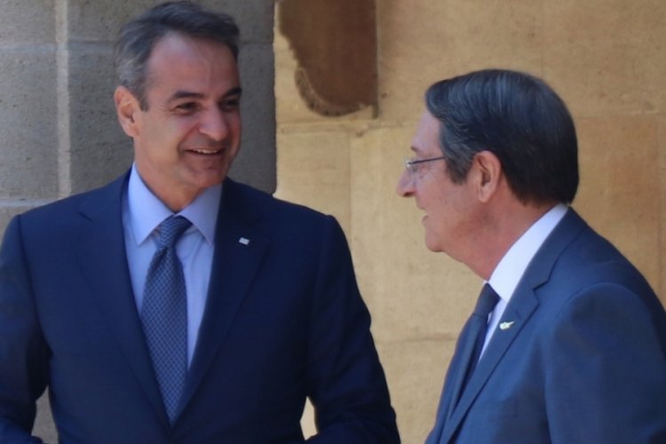 Mi&ccedil;otakis'ten T&uuml;rkiye a&ccedil;ıklaması