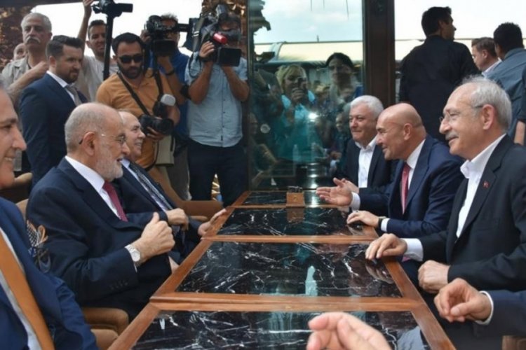 Kılı&ccedil;daroğlu ve Karamollaoğlu'ndan İzmir'de s&uuml;rpriz g&ouml;r&uuml;şme