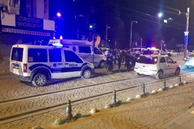 Barlar sokağında &ccedil;ıkan tartışma cinayetle bitti