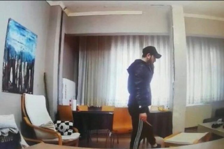 Buluştuğu erkeklere tuzak kuran şahıs ve sevgilisine su&ccedil;&uuml;st&uuml; baskın yapıldı