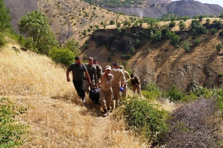 Bitlis Deresi'nde vatandaşlar erkek cesedi buldu