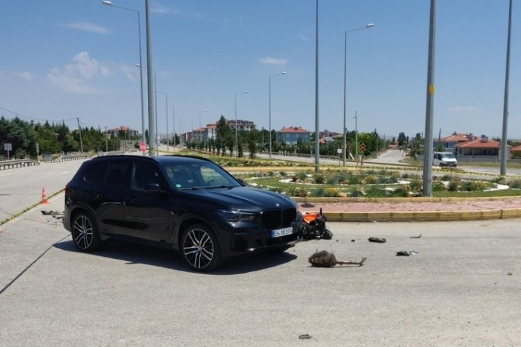 Konya'da ciple &ccedil;arpışan motosikletteki yolcu &ouml;ld&uuml;