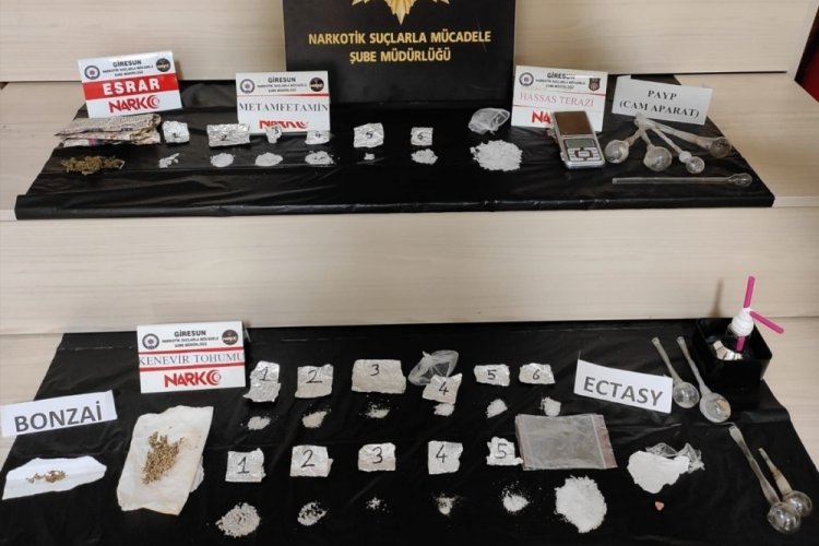 Giresun'da uyuşturucu operasyonunda 10 kişi g&ouml;zaltına alındı