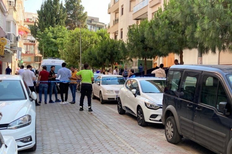 İzmir'de silahlı saldırı: 1 &ouml;l&uuml;