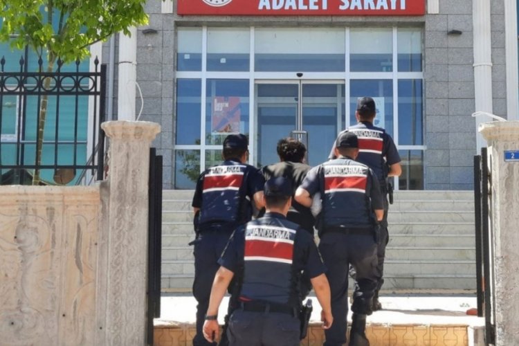 Firari olan kadın cinayeti zanlısı, ahırda bulundu