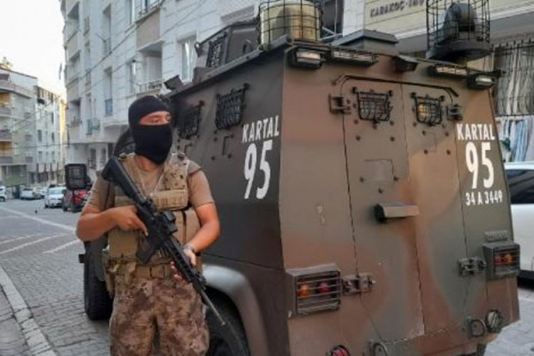 İstanbul'da helikopter destekli operasyon