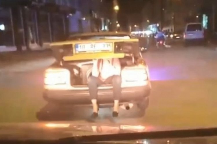 Bursa'da bagajda yolcu taşıyan s&uuml;r&uuml;c&uuml;ye ceza  &uuml;st&uuml;ne ceza yağdı