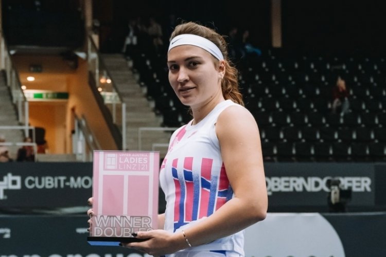 Wimbledon'a katılabilmek i&ccedil;in vatandaşlığını değiştirdi