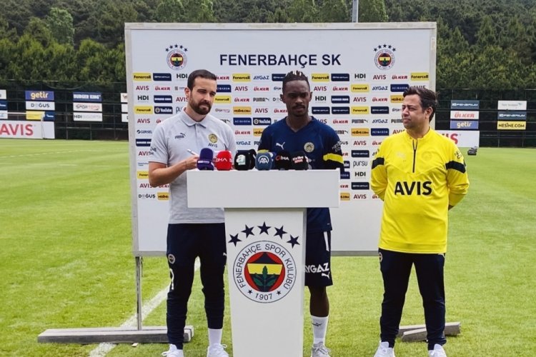 Lincoln Henrique: Fenerbah&ccedil;e'nin hedefi her zaman kupalar kazanmaktır
