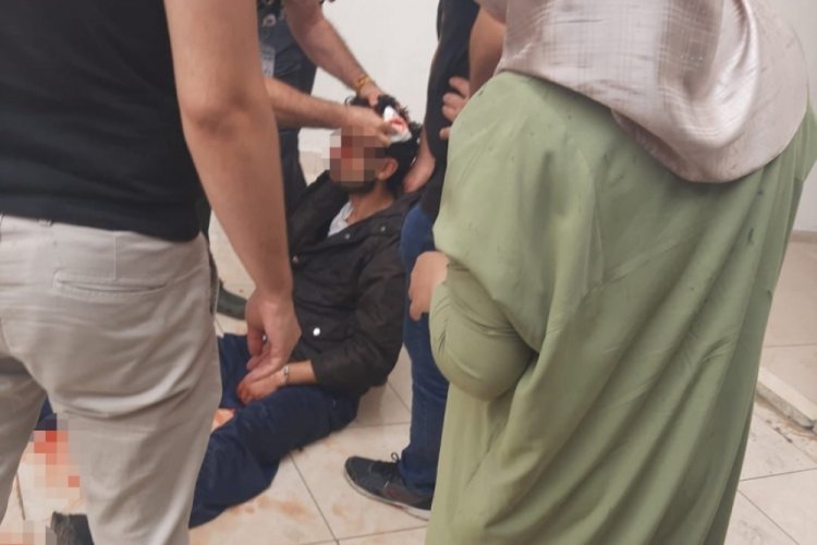 Tutuklamayı duyunca elleri kelep&ccedil;eli adliye binasından atladı
