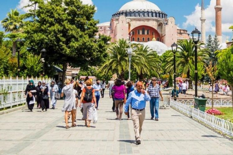 4 ayda İranlı turist sayısındaki artış y&uuml;zde 300'&uuml;n &uuml;zerinde