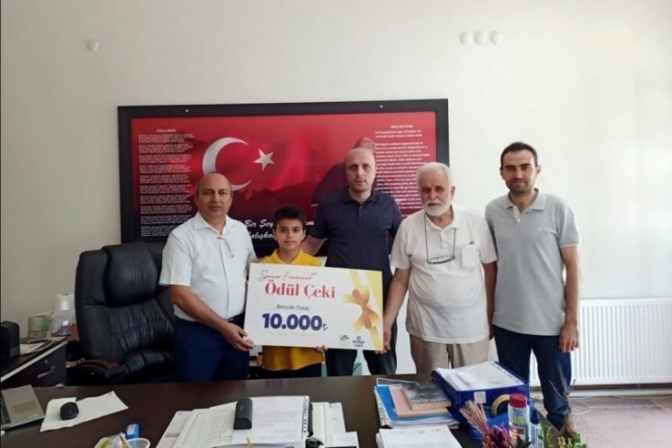 T&uuml;rkiye geneli bilgi yarışmasının birincisi Bursa'dan &ccedil;ıktı