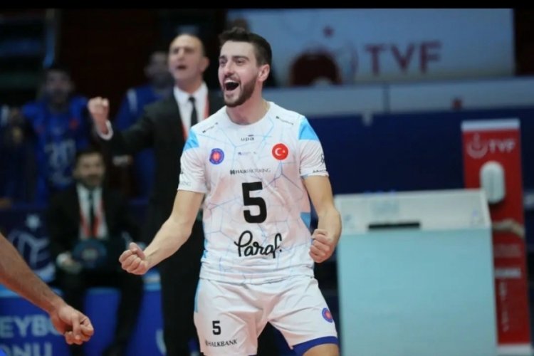 Bursa B&uuml;y&uuml;kşehir Belediyespor Erkek Voleybol Takımı libero Caner Erg&uuml;l'&uuml; kadrosuna kattı