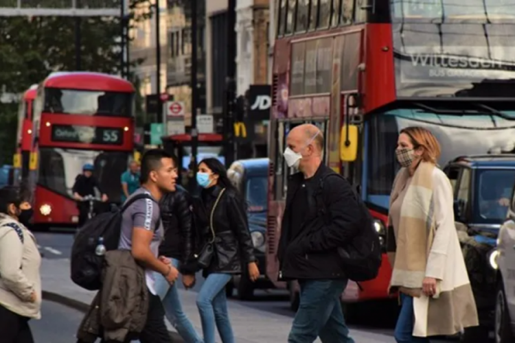 İngiltere İ&ccedil;işleri Bakanlığı, g&ouml;&ccedil;menlere GPS takip cihazı takacak
