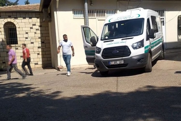 Ağabeyini &ouml;ld&uuml;ren 16 yaşındaki &ccedil;ocuk tutuklandı