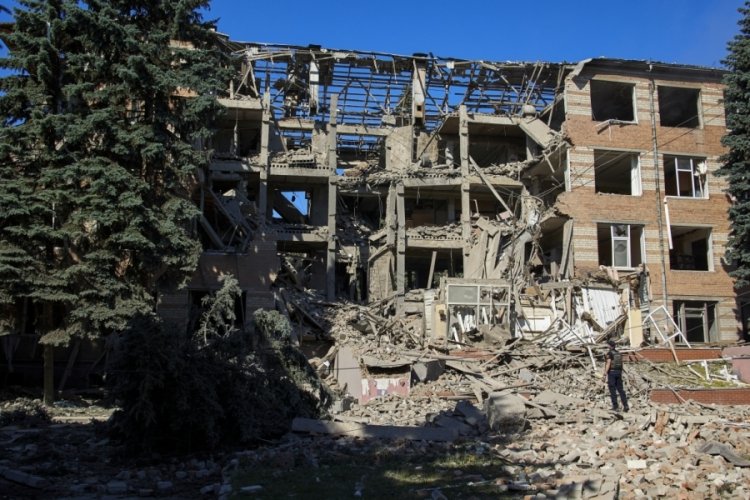 Rusya Harkov'u vurdu: En az 15 &ouml;l&uuml;