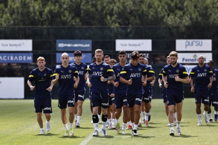 Fenerbah&ccedil;e'de yeni sezon hazırlıkları devam ediyor