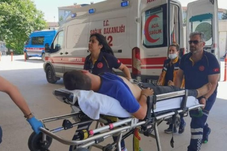 Bursa'da elektrik akımına kapılan iş&ccedil;i yaralandı
