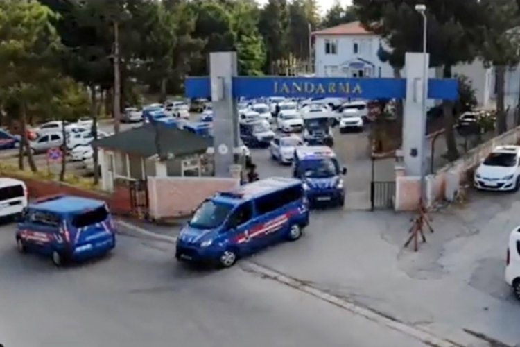 20 torbacının tutuklandığı operasyona ait g&ouml;r&uuml;nt&uuml;ler ortaya &ccedil;ıktı