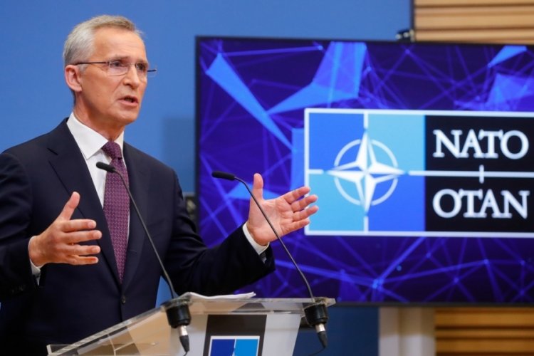 Stoltenberg: T&uuml;rkiye ter&ouml;rle m&uuml;cadelede kilit rol oynadı