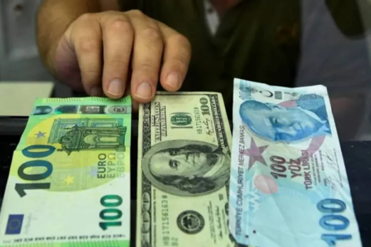Serbest piyasada dolar ve euro ne kadar oldu? (Serbest piyasada d&ouml;viz fiyatları)