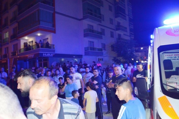 Ara&ccedil;ta sıkışan s&uuml;r&uuml;c&uuml;y&uuml; sosyal medyada yayınladılar